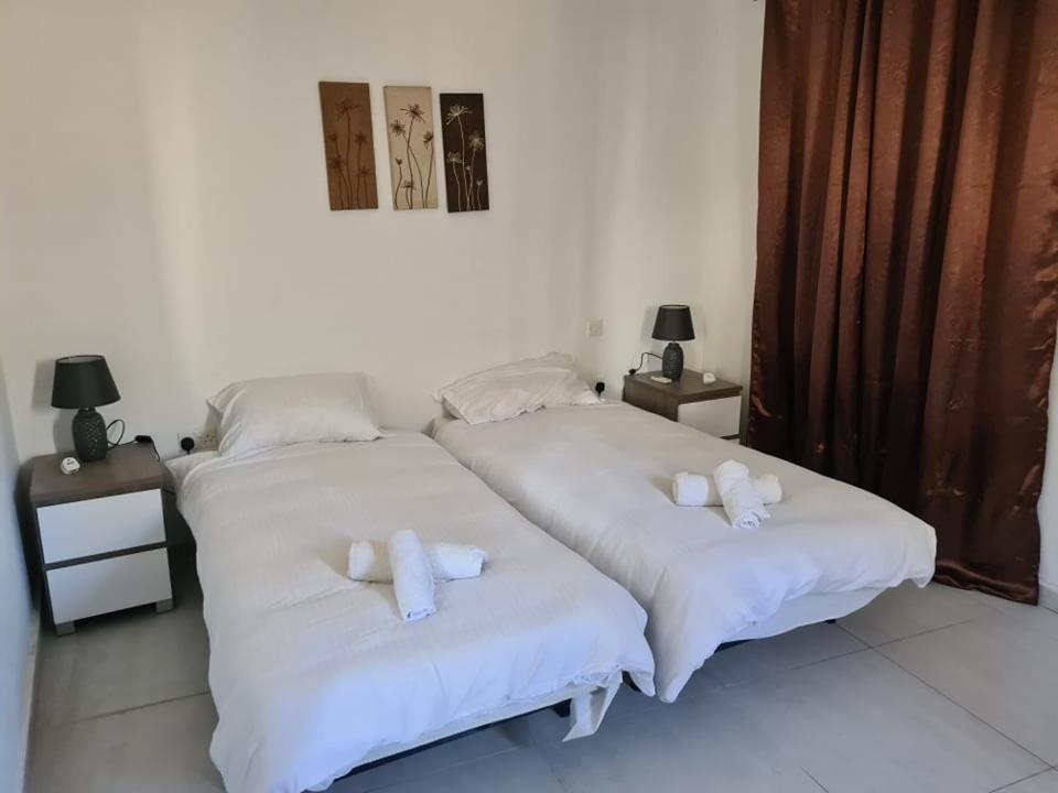 St Julians Central 2 Bedroom Apartment Saint Julian's Εξωτερικό φωτογραφία